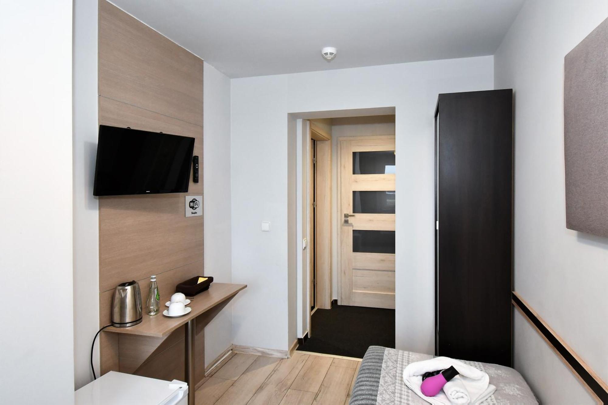 Frühstückspension Sleepinn Airport 3*